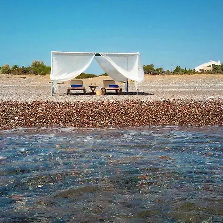 Villa Beachfront Seashell Superior Jenádi